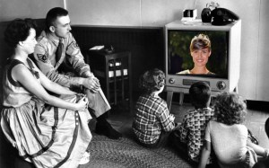 television2-1024x641